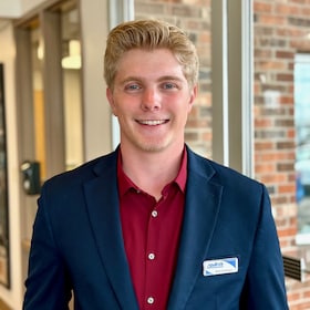 Staff member Kyle Goldman from ID_f40fe9c186fe