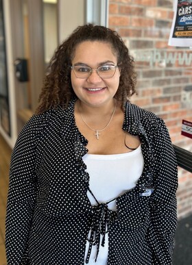 Staff member Shea Simmons from ID_f40fe9c186fe