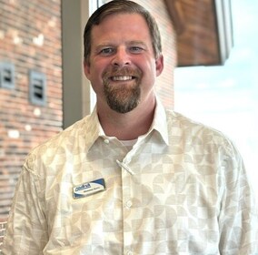 Staff member Shannon Ayers from ID_f40fe9c186fe