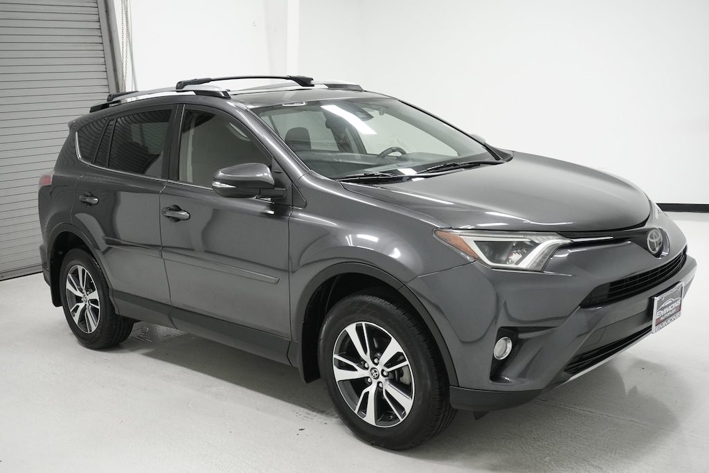 Used 2018 Toyota RAV4 XLE SUV