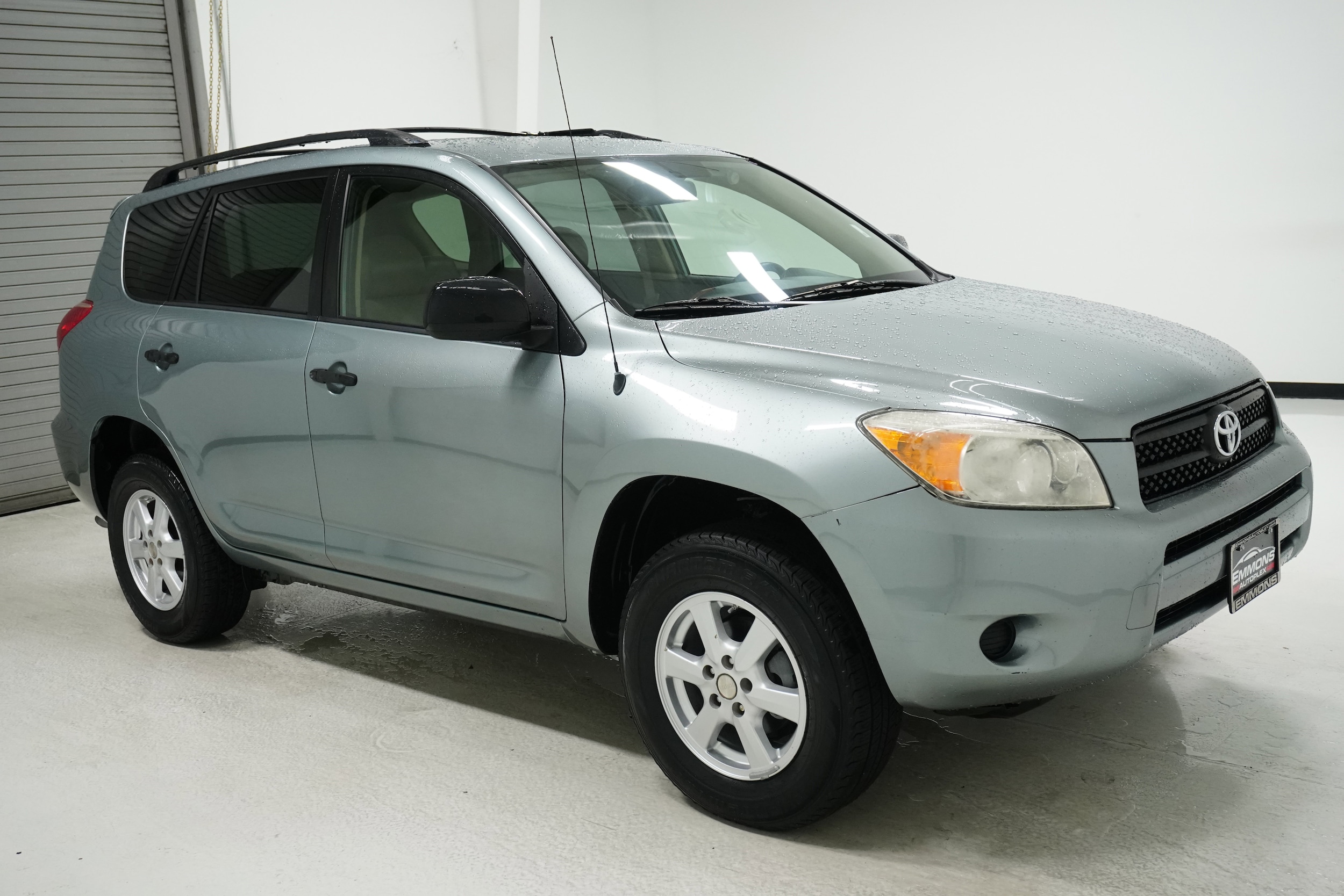 2007 Toyota RAV4 photo 3