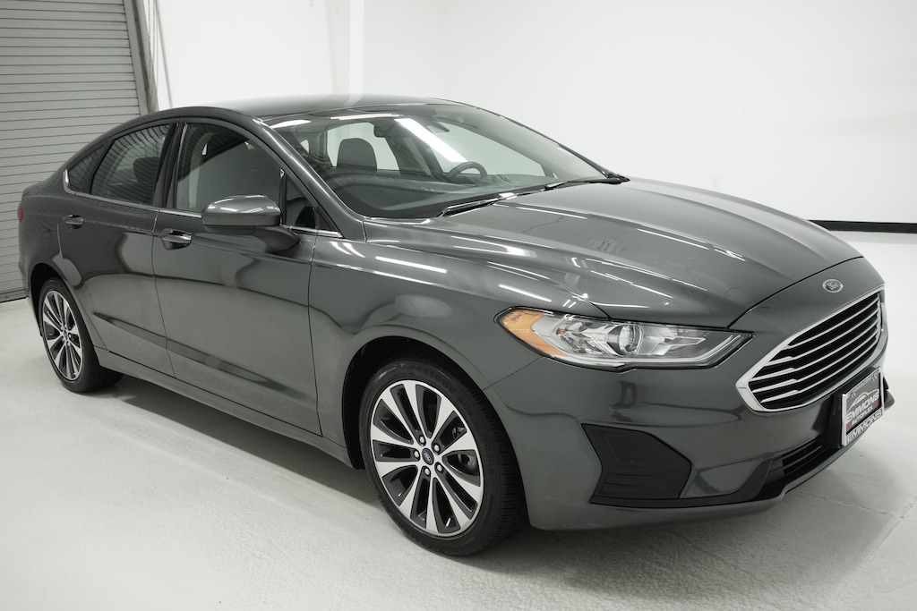Used 2020 Ford Fusion SE Sedan