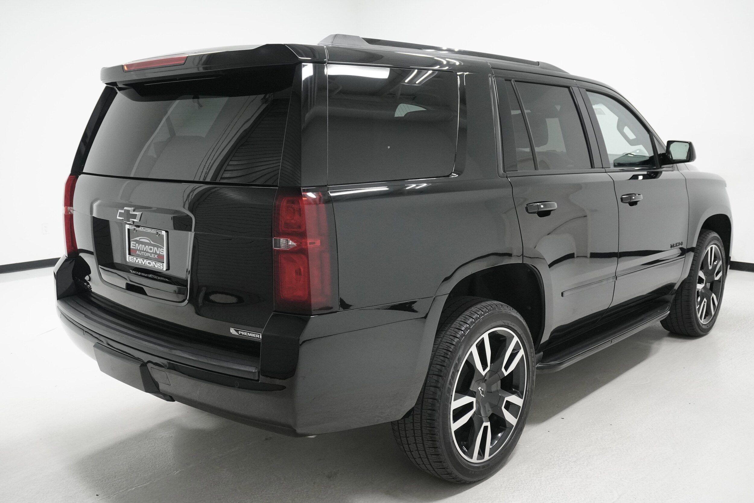 2018 Chevrolet Tahoe Premier photo 4