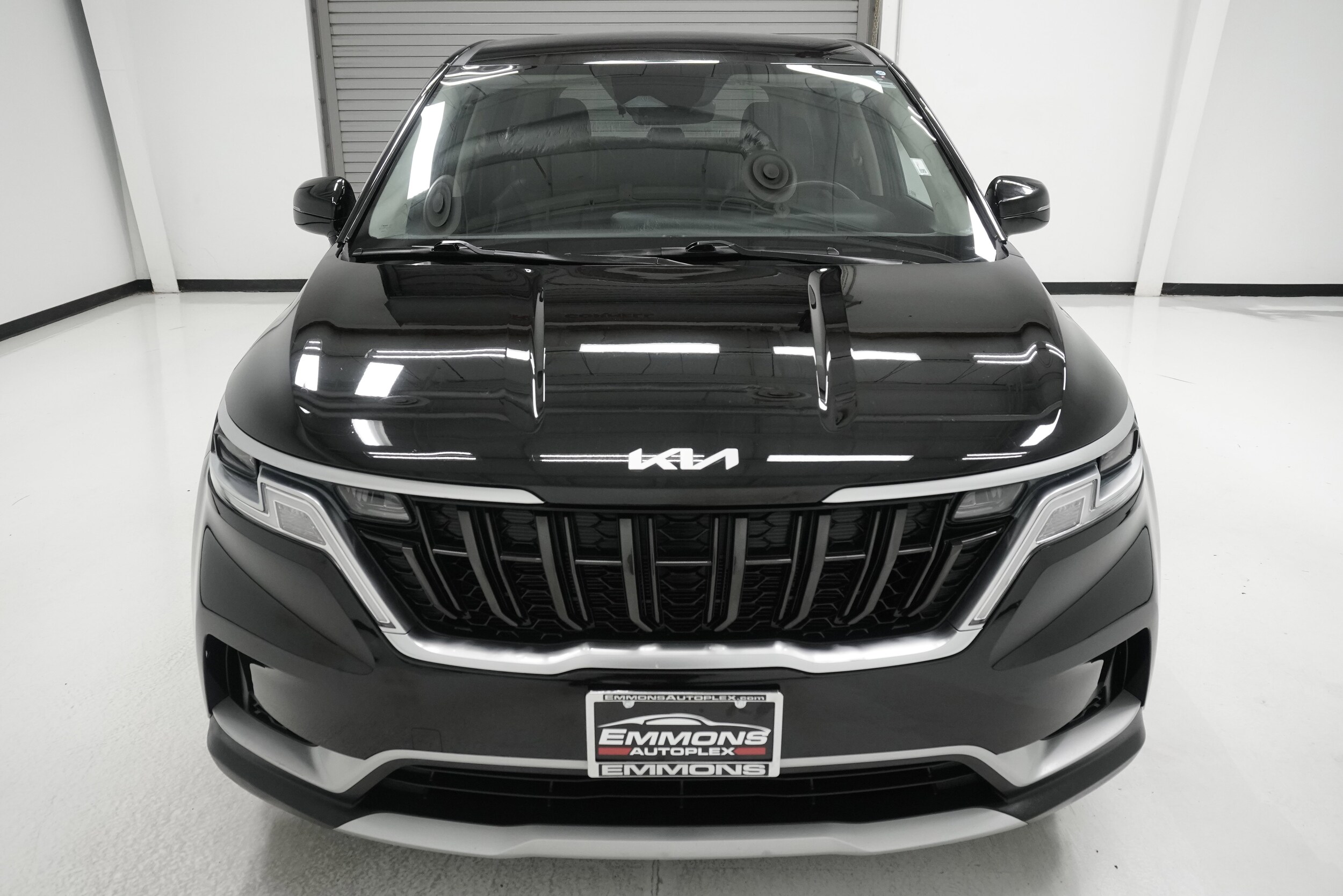 2022 Kia Carnival LXS photo 2