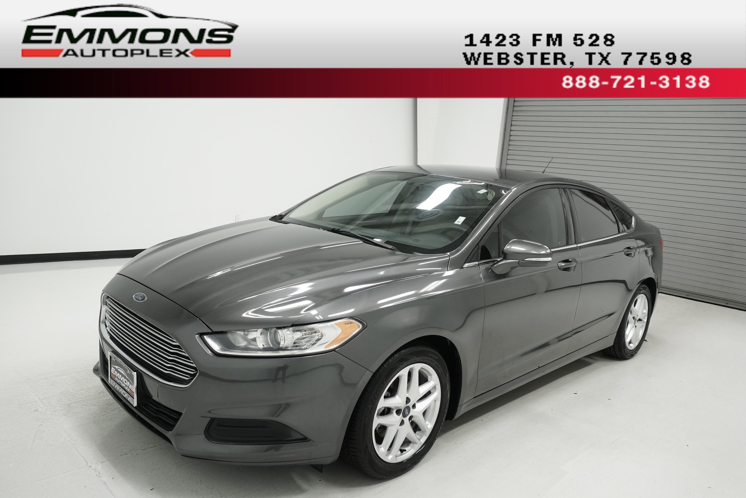 2016 Ford Fusion SE FWD's photo