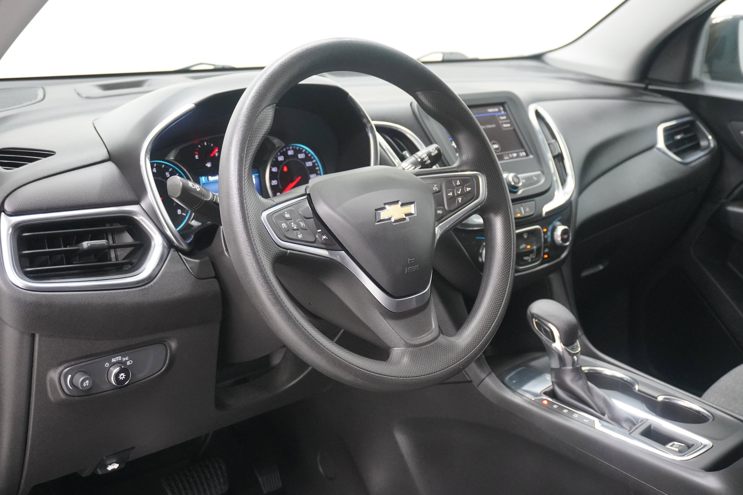 2023 Chevrolet Equinox LT - Photo 10
