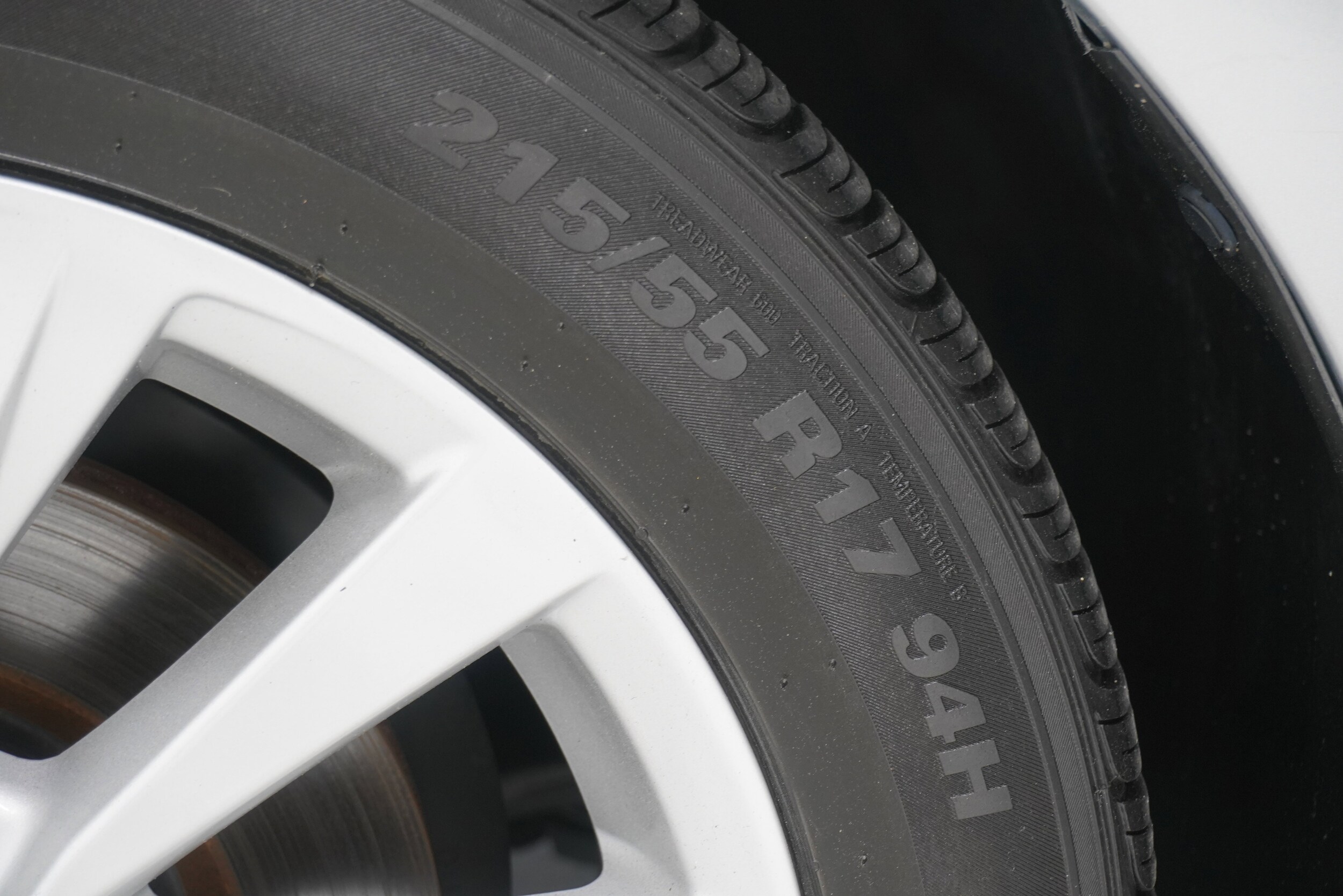 2023 Toyota Camry LE - Photo 24