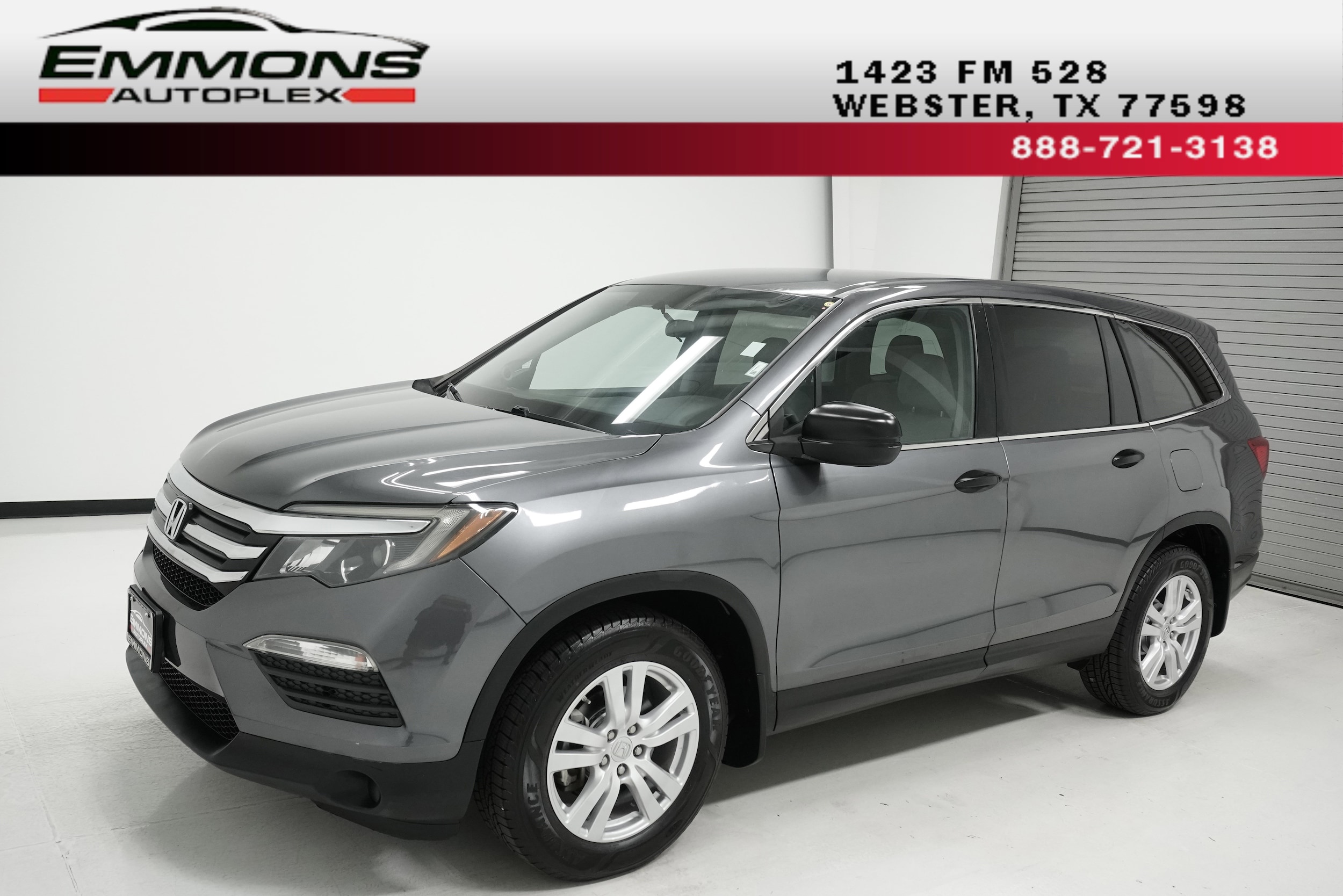 2016 Honda Pilot LX's photo