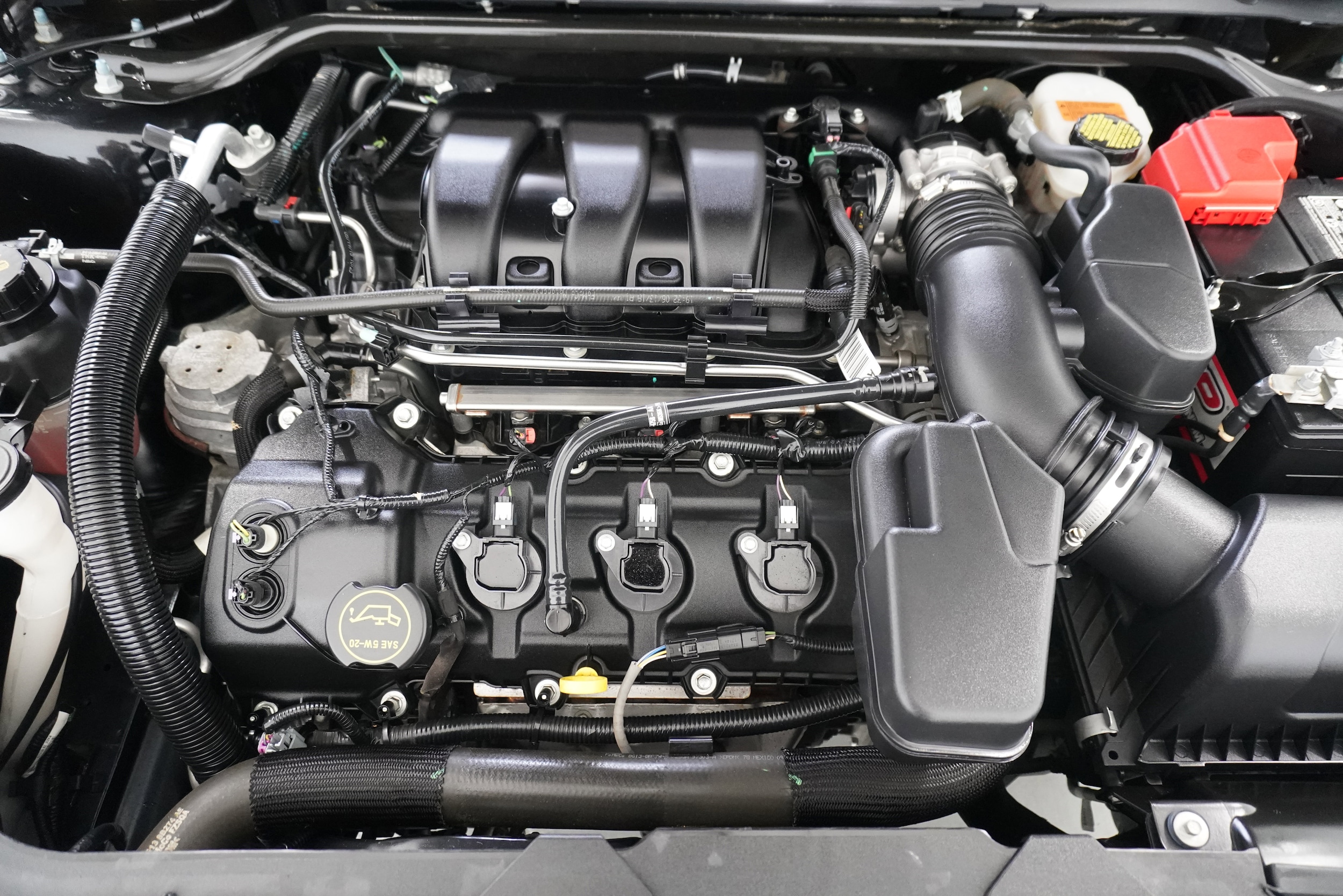 2018 Ford Taurus SE - Photo 25