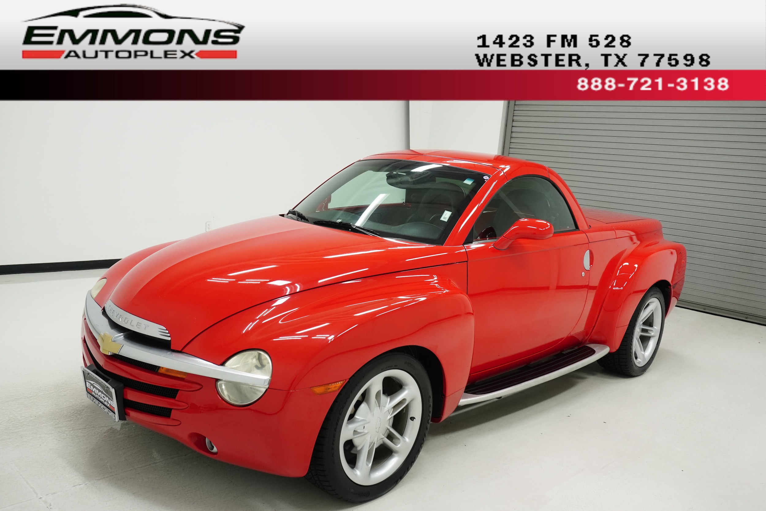 2004 Chevrolet SSR LS's photo