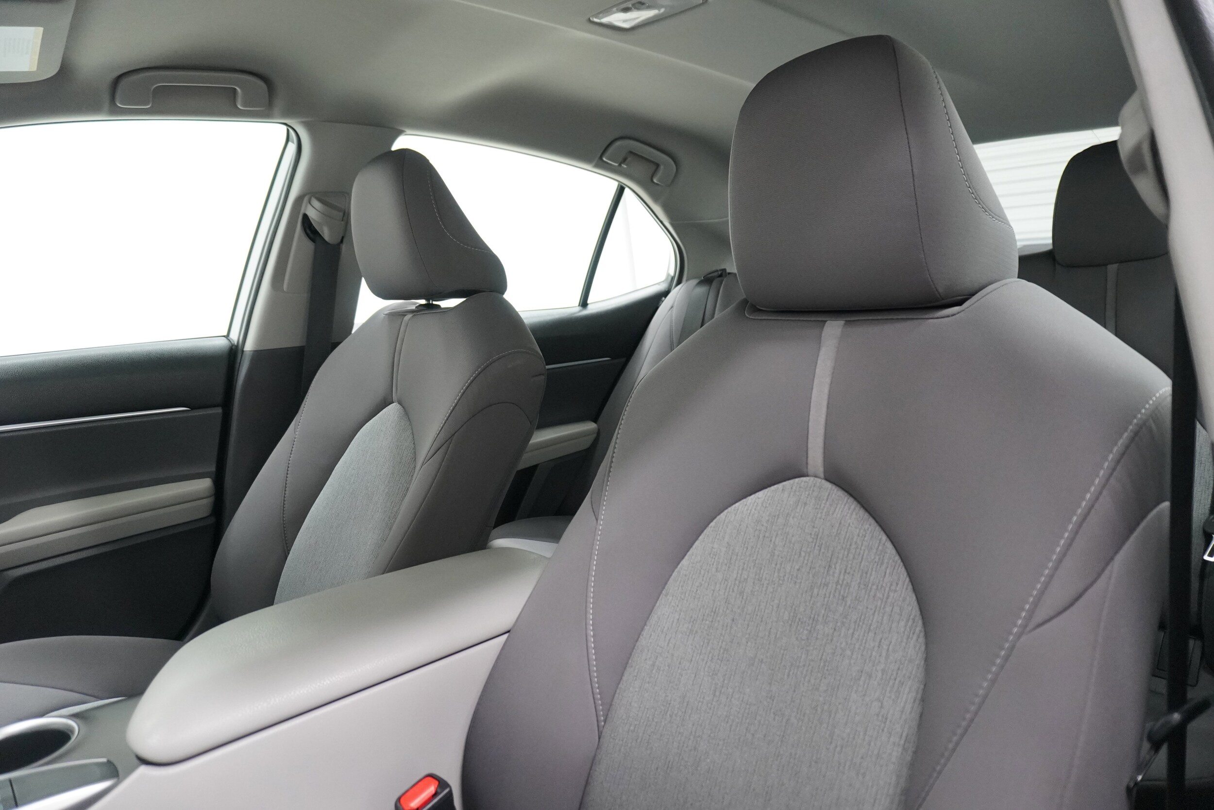 2023 Toyota Camry LE - Photo 11