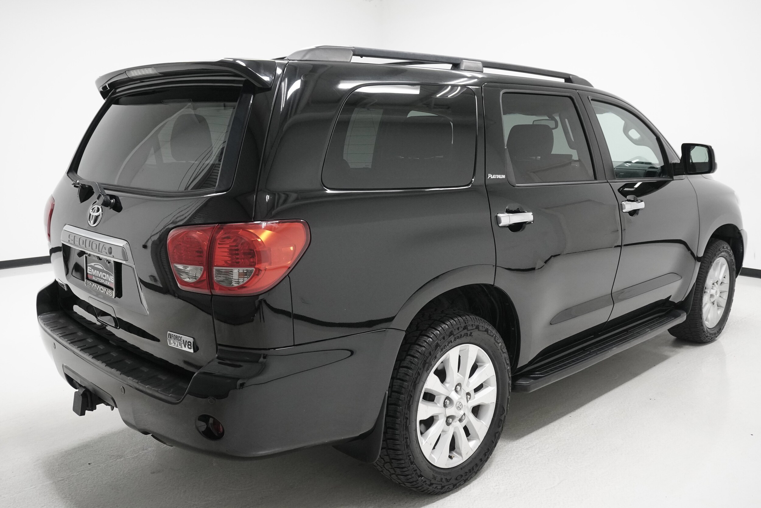 2013 Toyota Sequoia Platinum photo 4