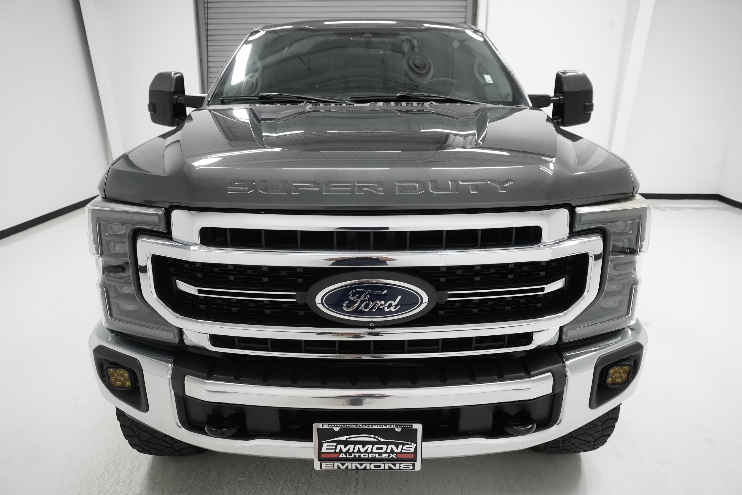 2020 Ford F-250 Lariat photo 2