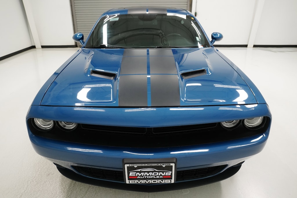 Used 2022 Dodge Challenger SXT Coupe