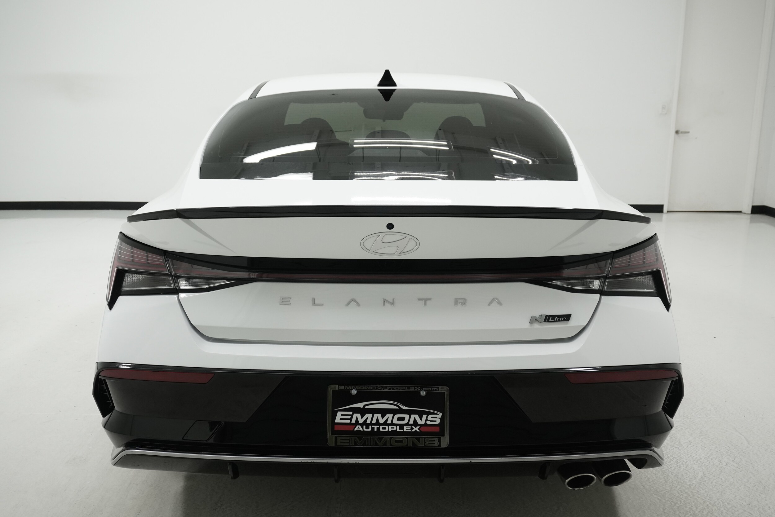 2024 Hyundai Elantra N Line photo 4
