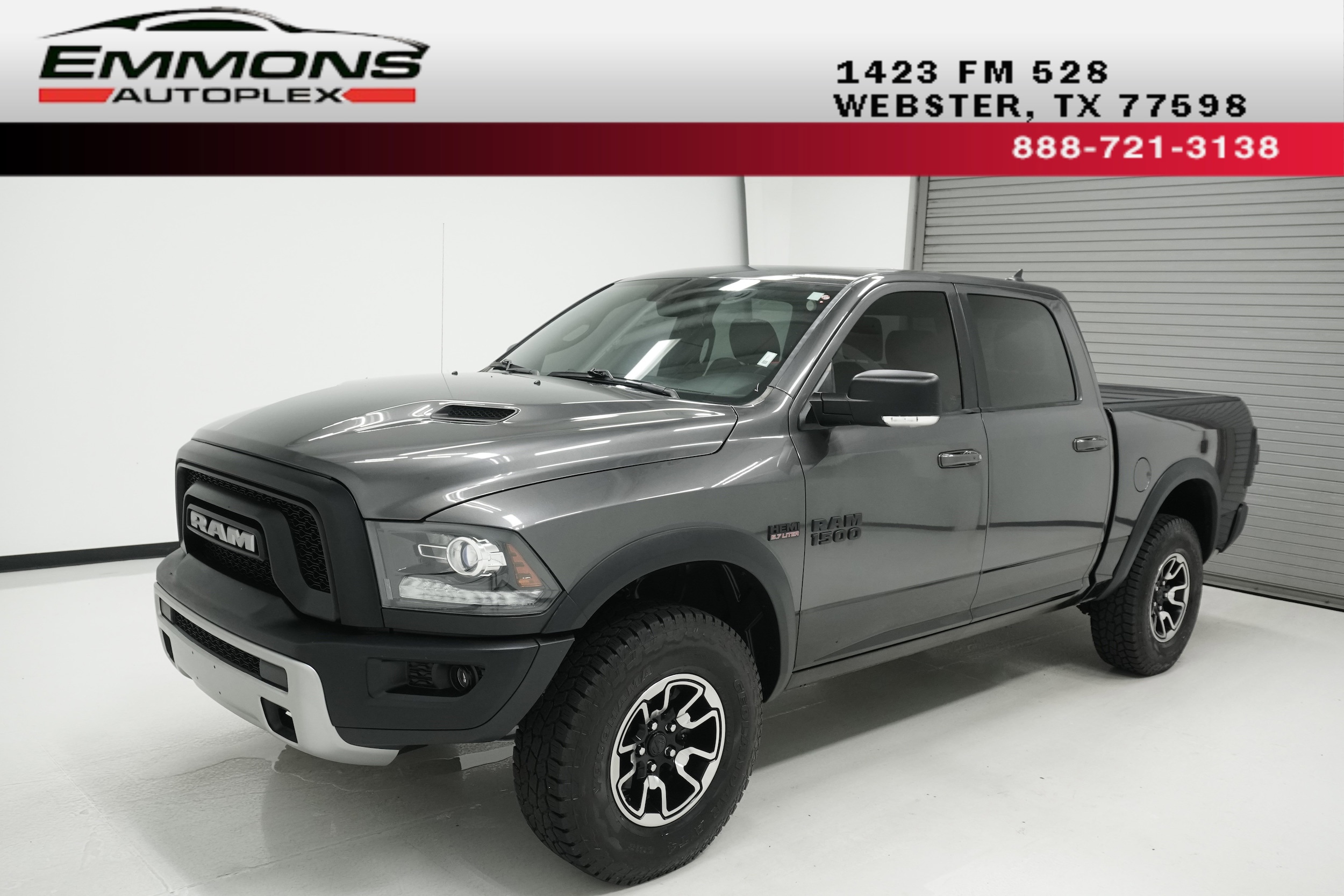 2016 RAM 1500 Rebel 4x4 Crew Cab 5'7's photo