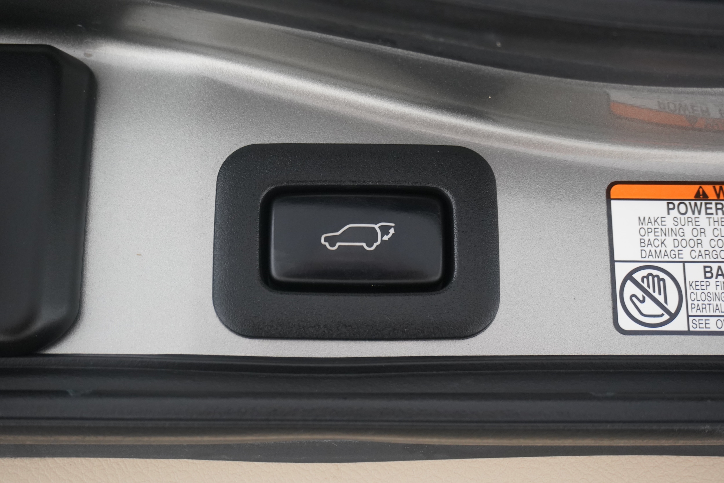 2016 Lexus LX 570 - Photo 37