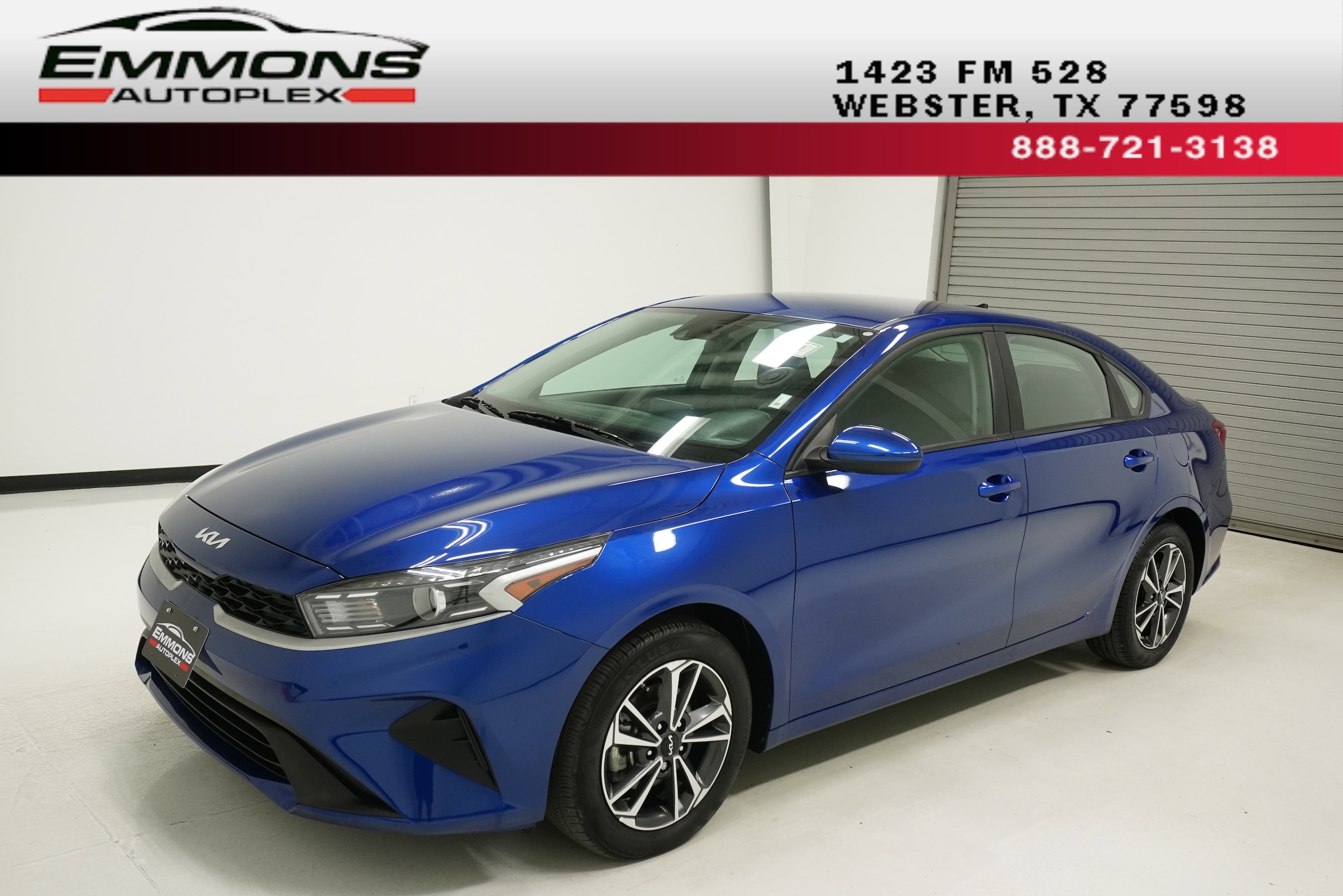 2023 Kia Forte LXS AT's photo