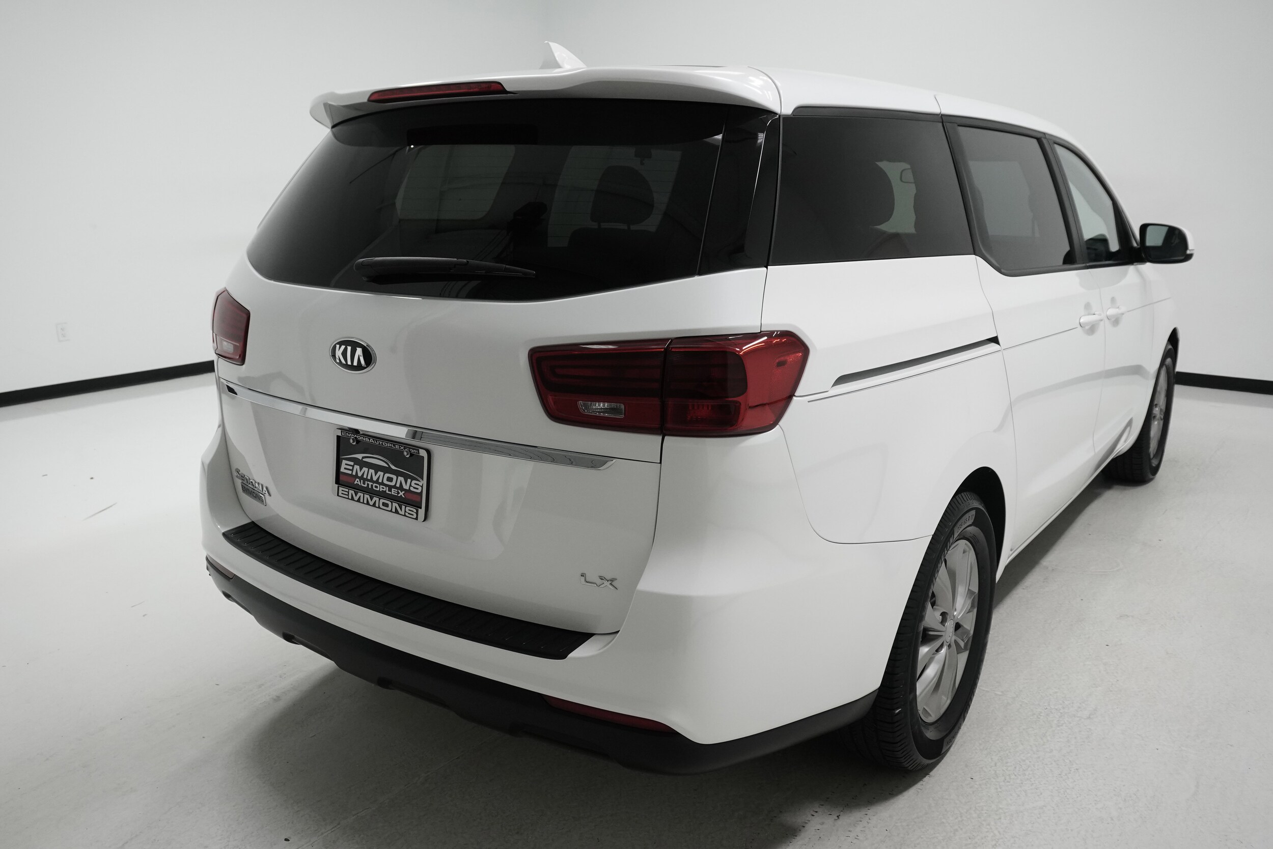 2021 Kia Sedona LX photo 4