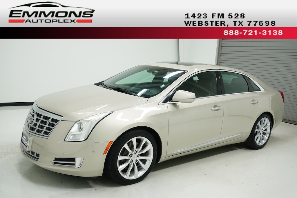 Used 2015 CADILLAC XTS Luxury Sedan