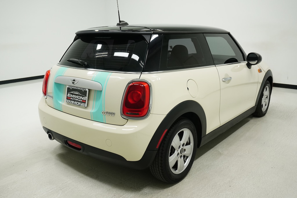 Used 2015 MINI Hardtop 2 Door Hatchback