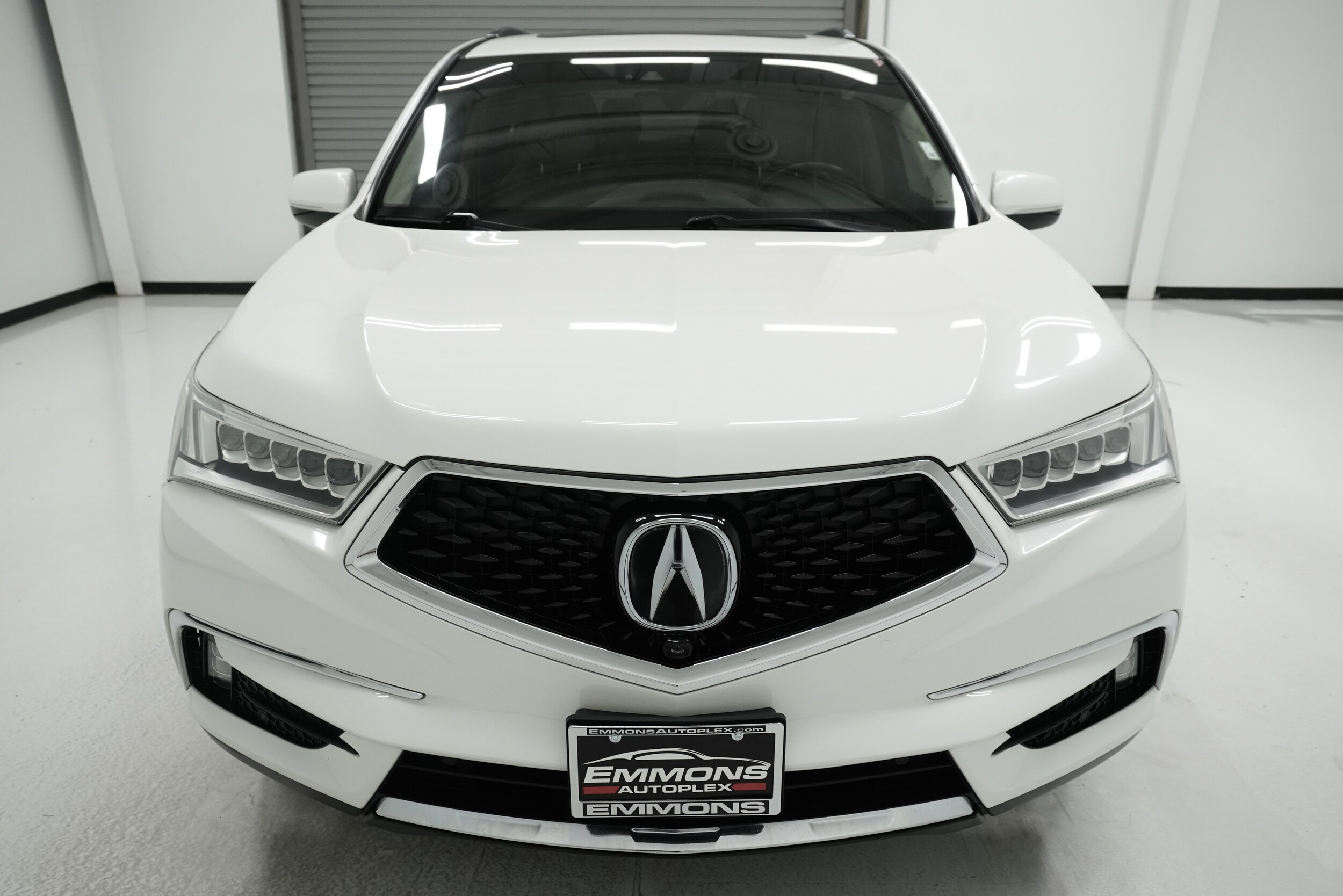 2017 Acura MDX Advance photo 2