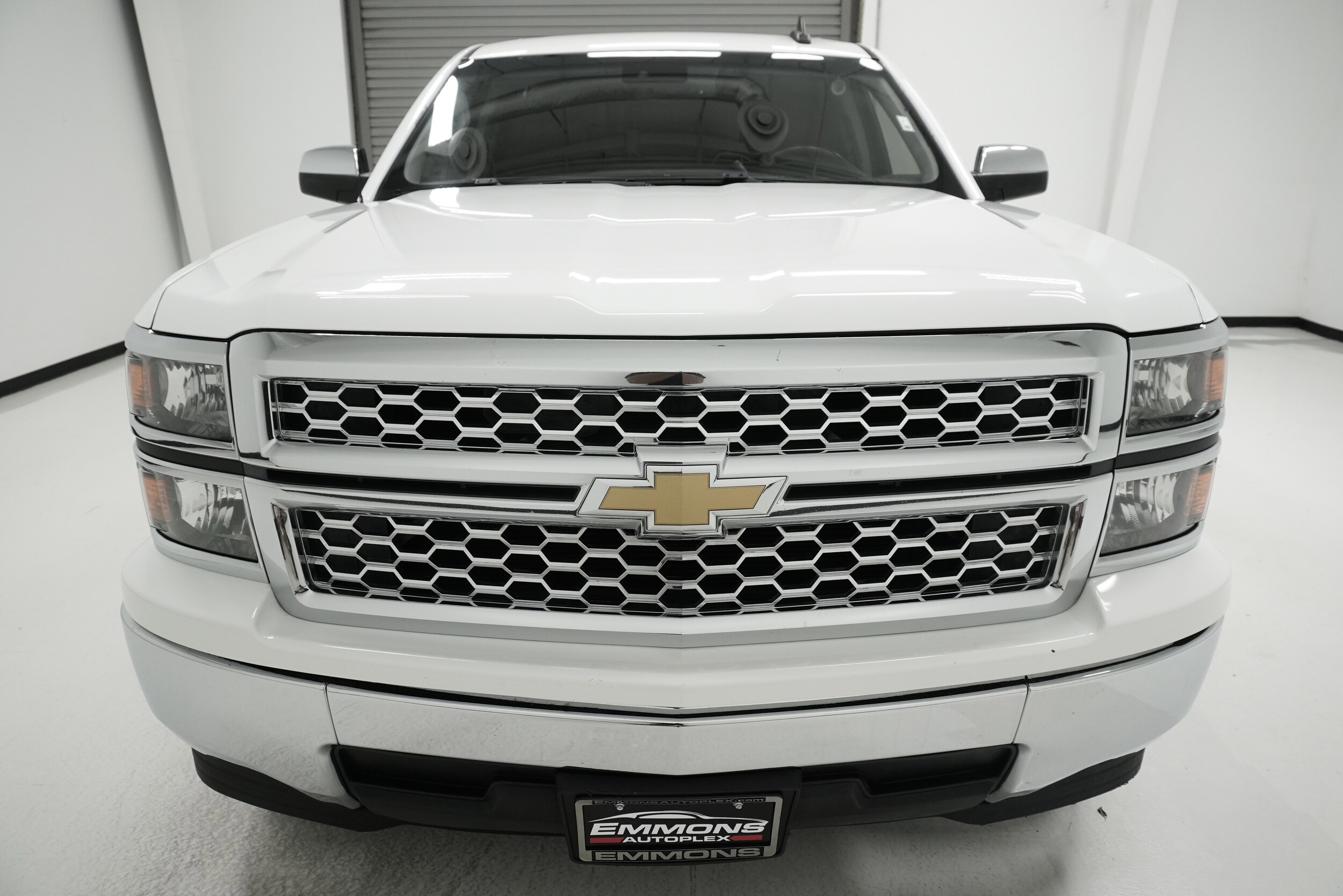 2016 Chevrolet Silverado 1500 LTZ photo 2