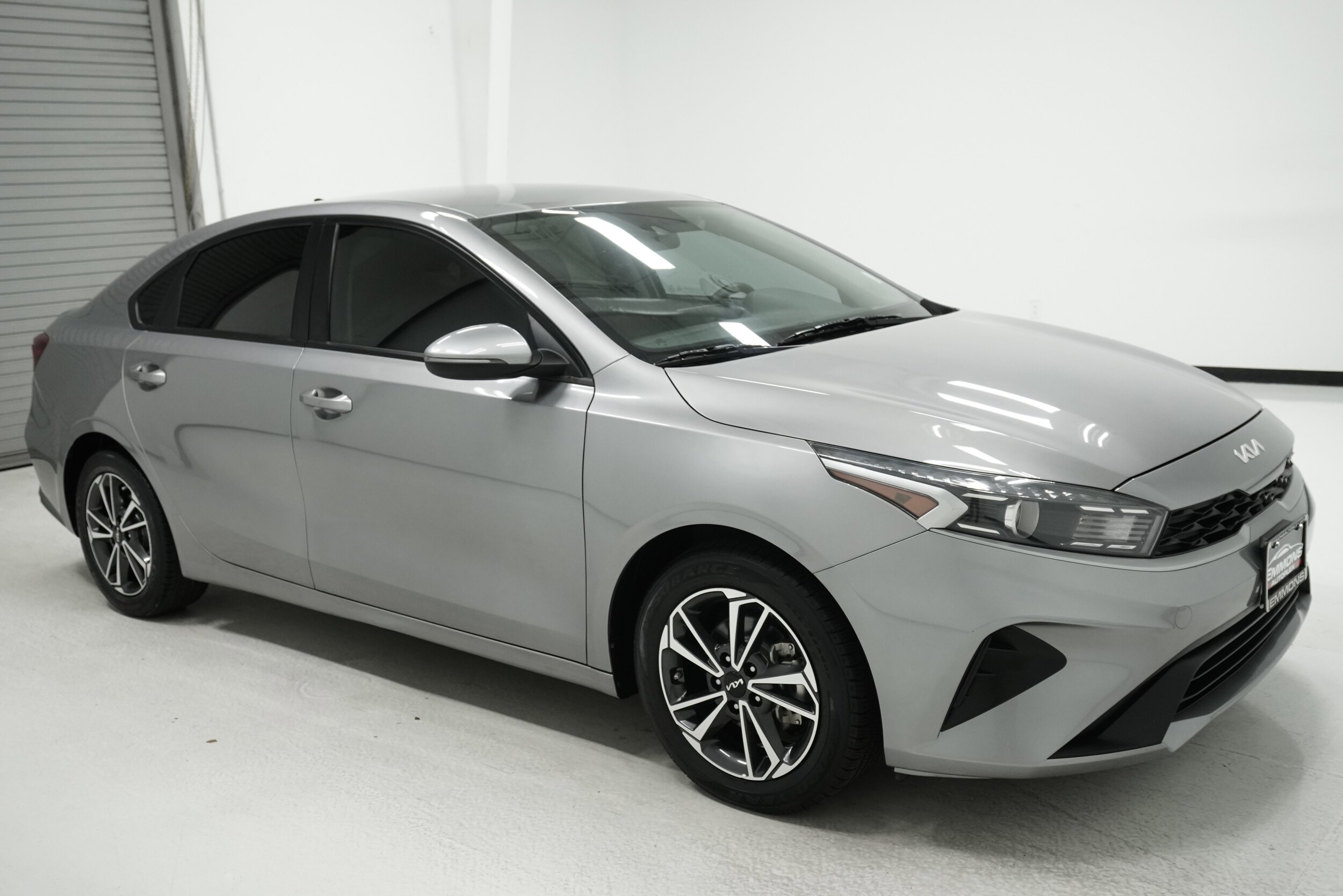 2023 Kia Forte LXS photo 3
