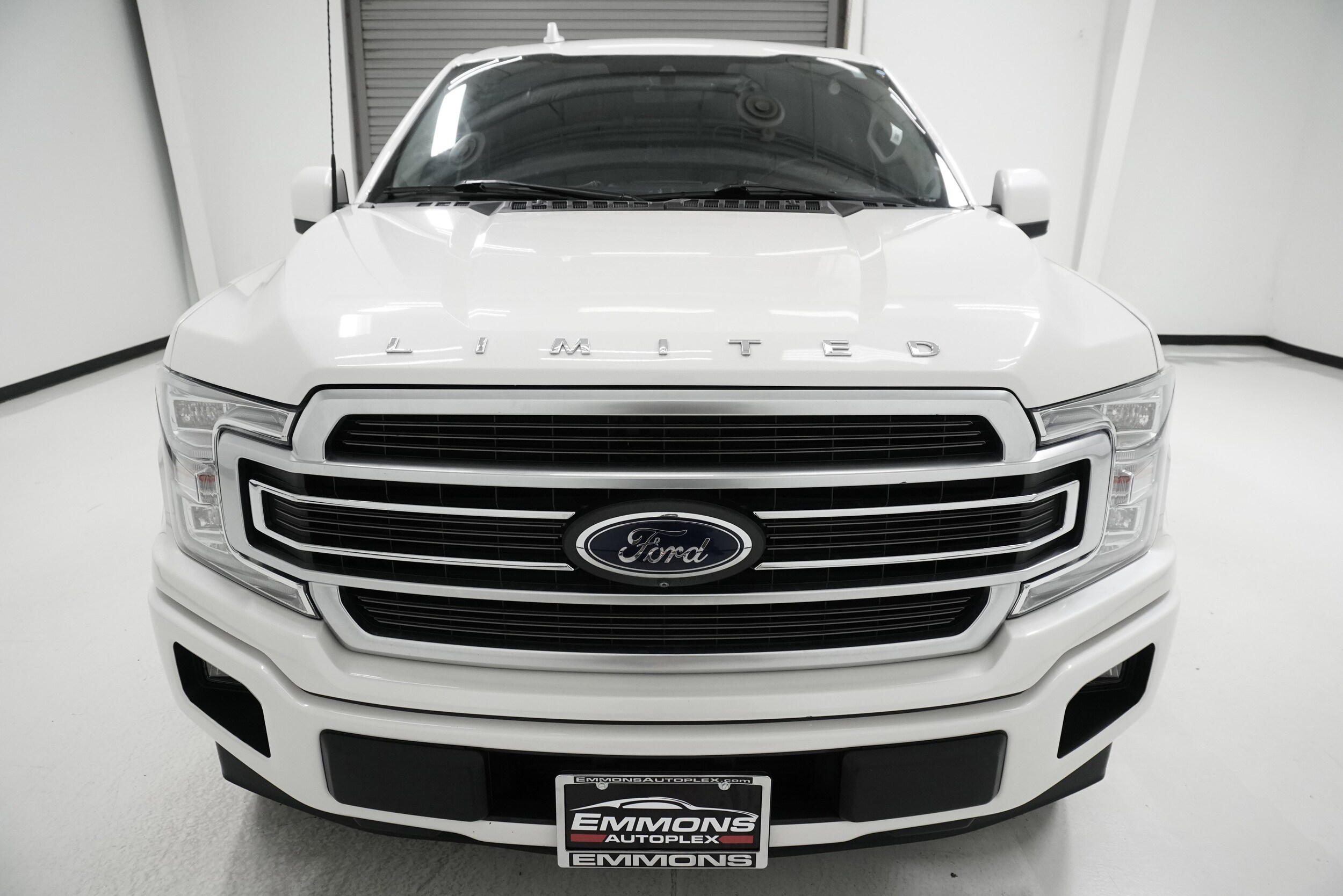 2019 Ford F-150 Limited photo 2