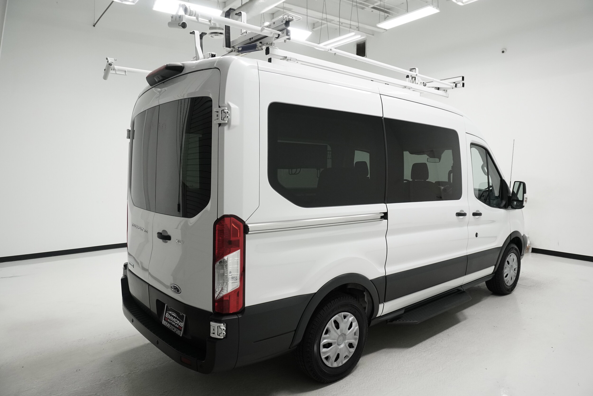 2018 Ford Transit photo 3