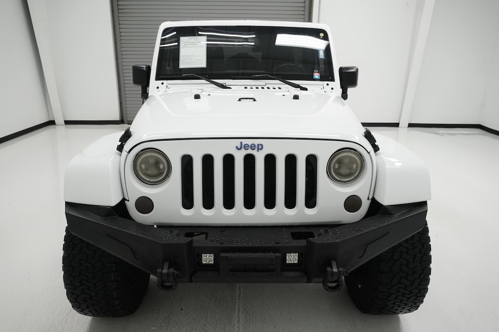 Used 2014 Jeep Wrangler Unlimited Sahara SUV