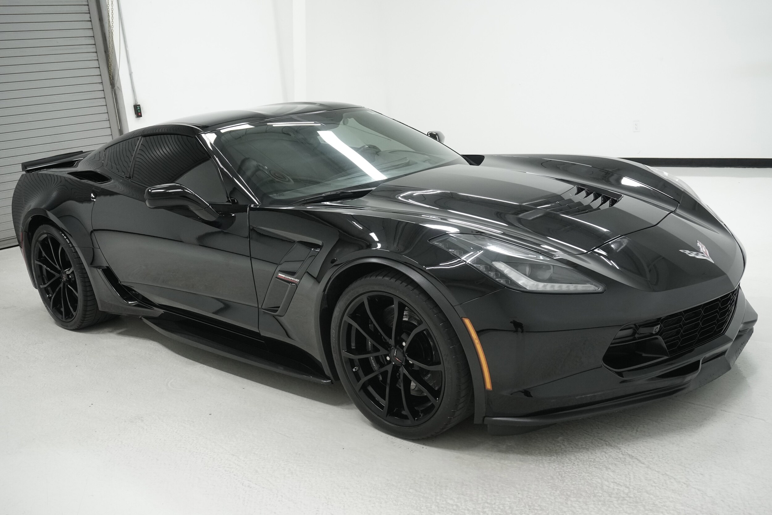 2017 Chevrolet Corvette Grand Sport 3LT photo 3