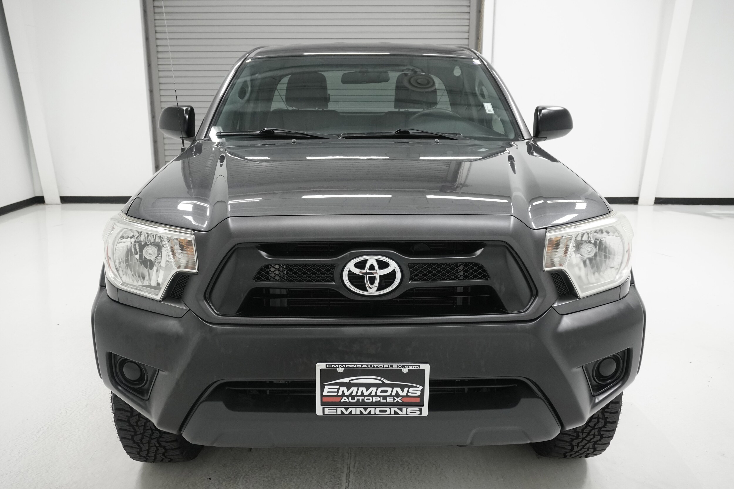 2013 Toyota Tacoma PreRunner photo 2