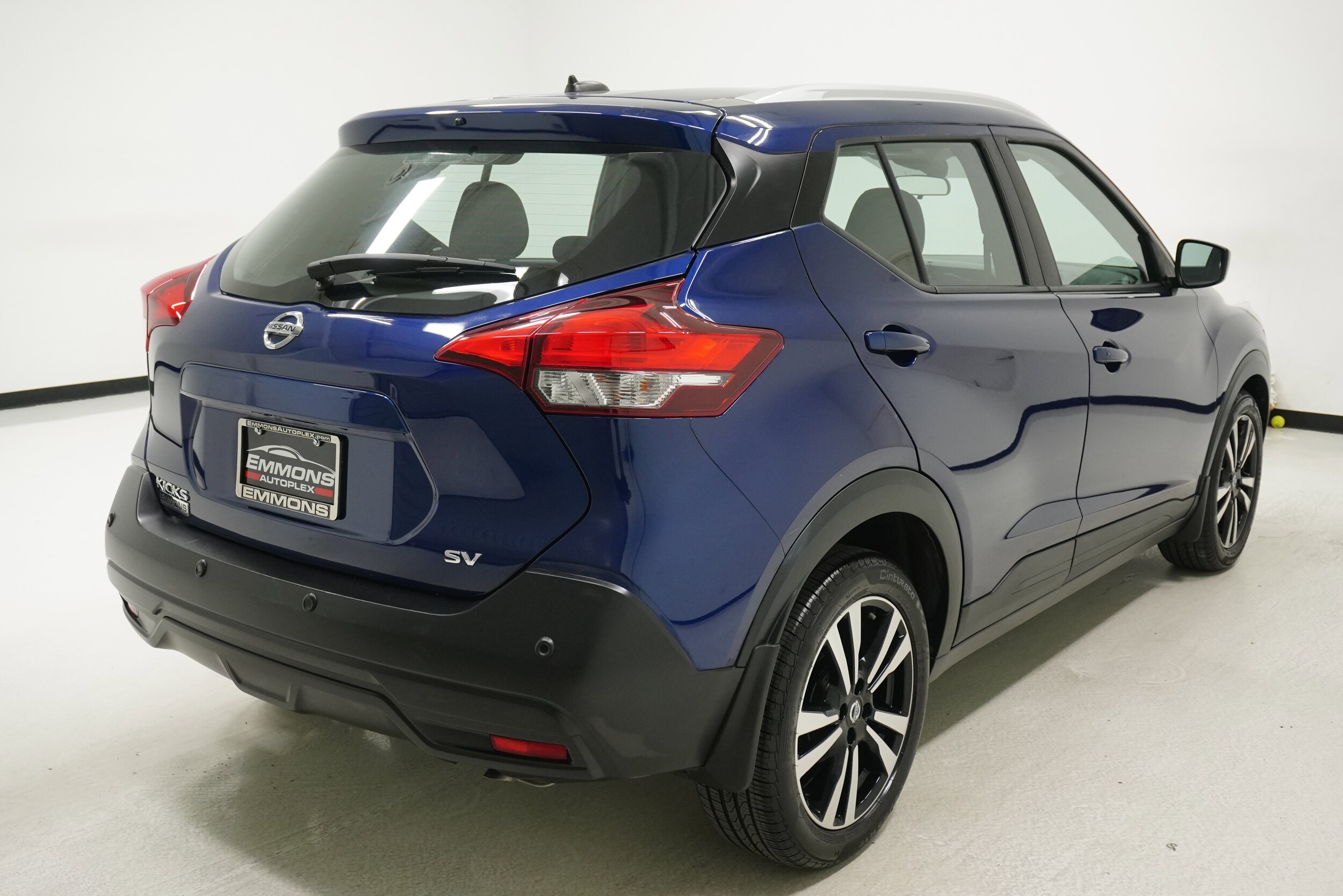 2020 Nissan Kicks SV photo 4