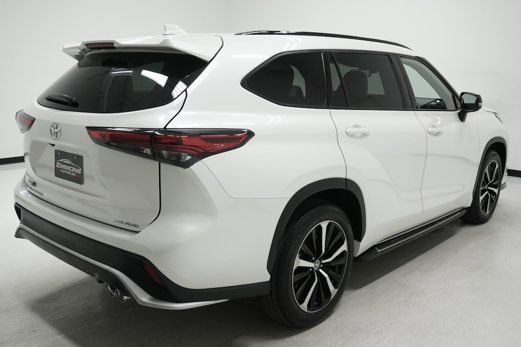 Used 2021 Toyota Highlander XSE SUV