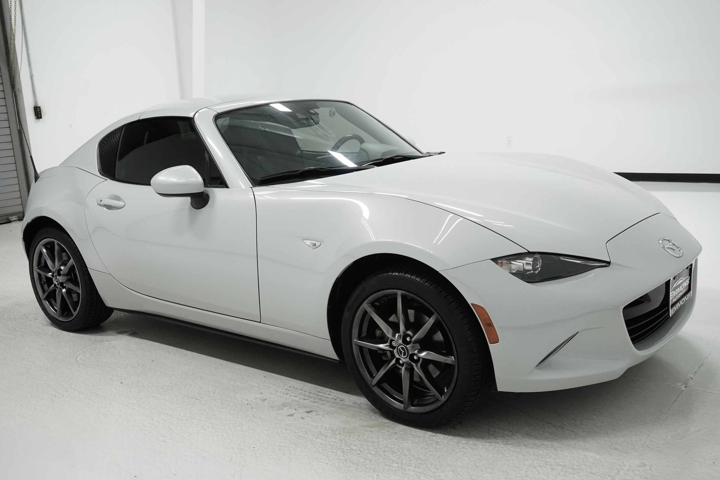 2019 Mazda MX-5 Miata Miata RF Grand Touring photo 3