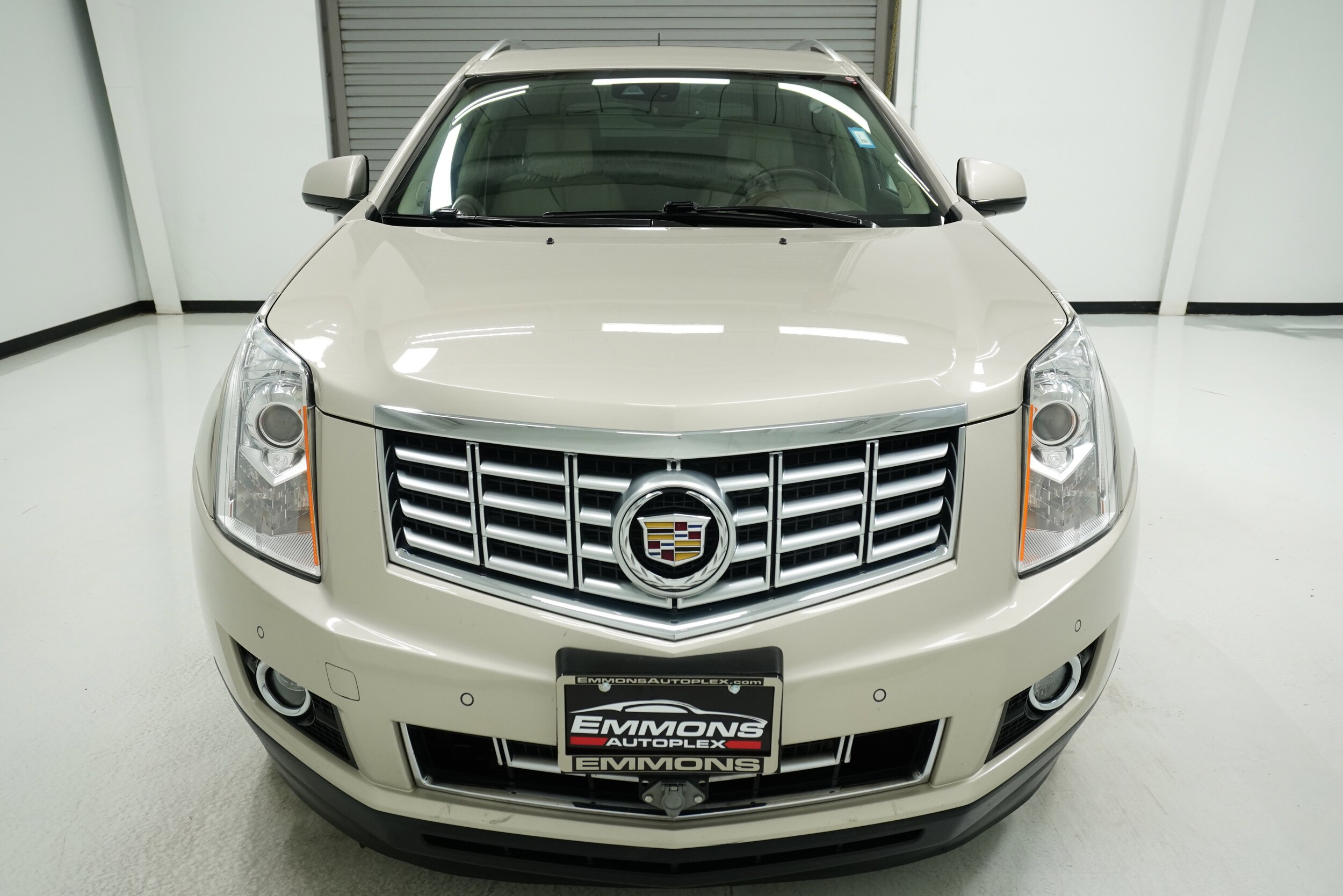 2016 Cadillac SRX Premium photo 2