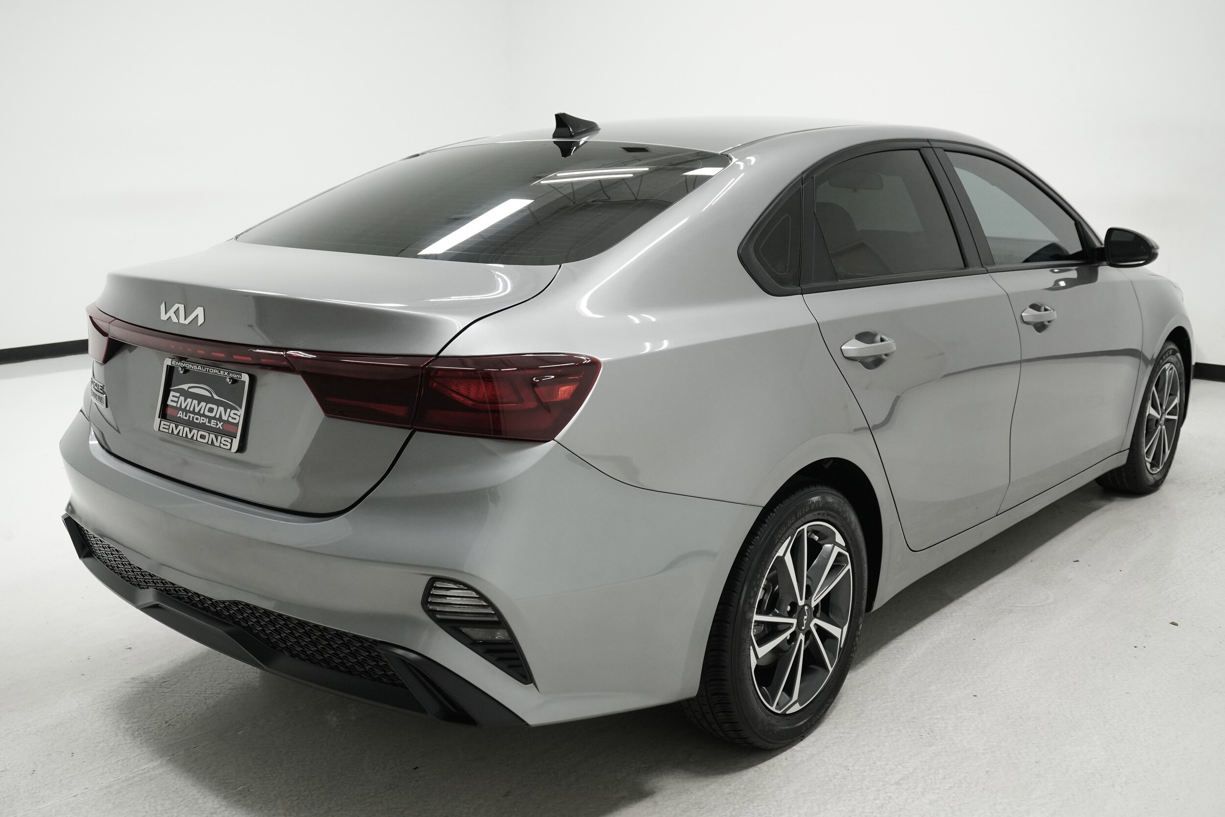 2023 Kia Forte LXS photo 4