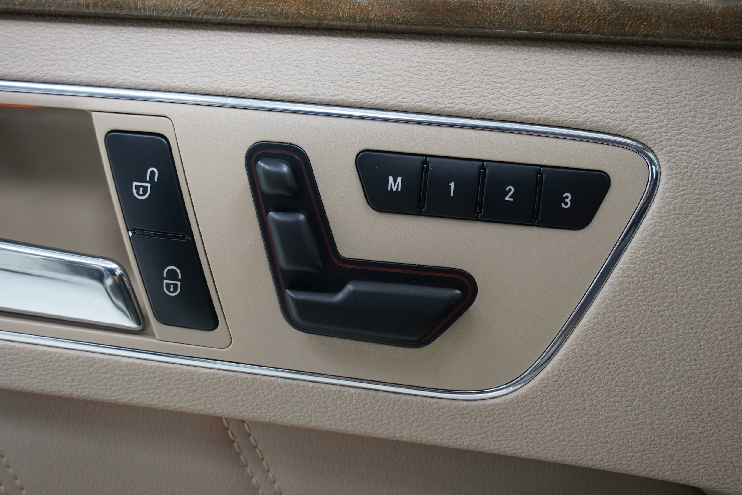 2011 Mercedes-Benz E-Class E350 Luxury - Photo 13