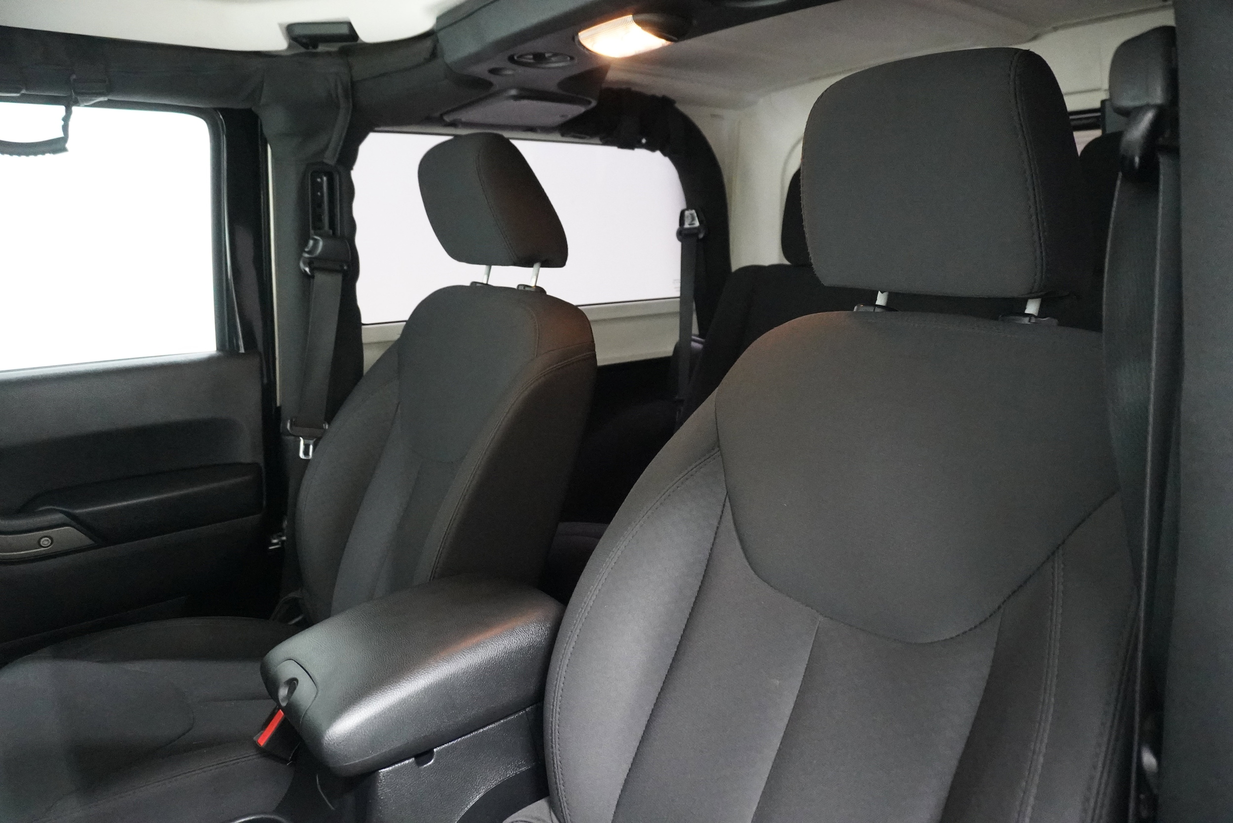 2015 Jeep Wrangler Sport - Photo 10