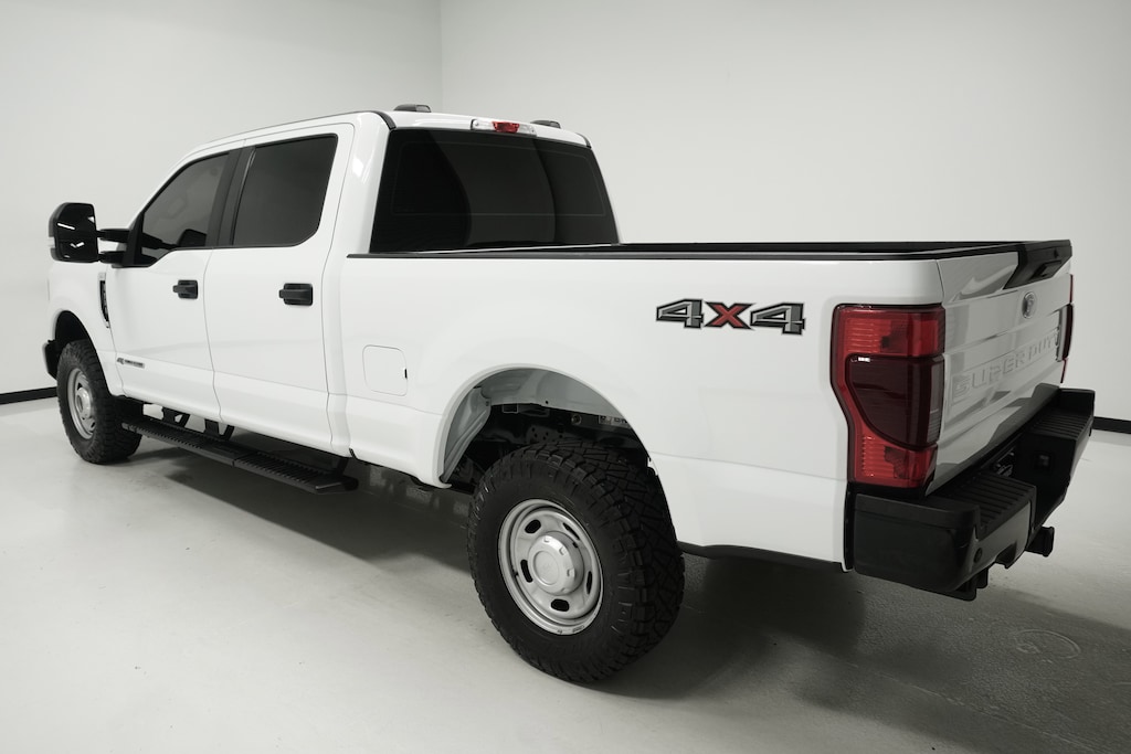 Used 2022 Ford F-250 XL Truck Crew Cab