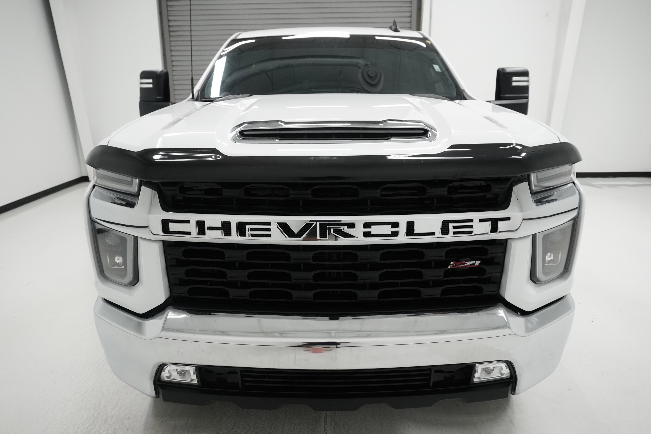 2022 Chevrolet Silverado 2500HD LT photo 2