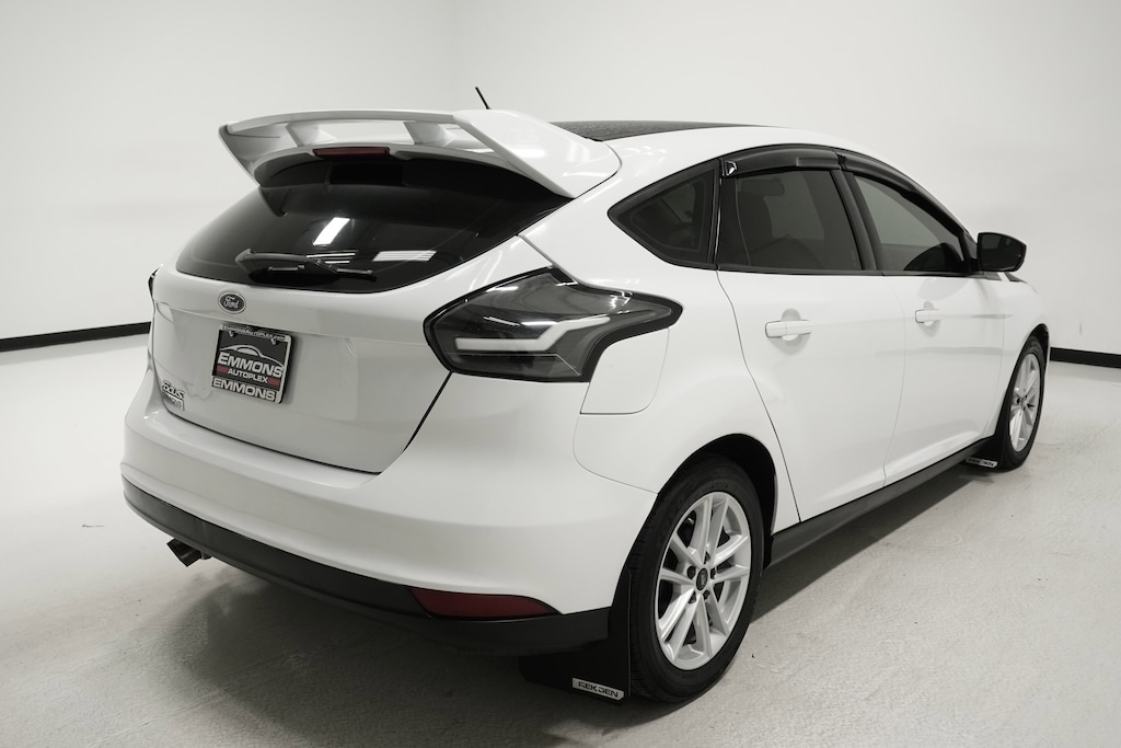 Used 2018 Ford Focus SE Hatchback