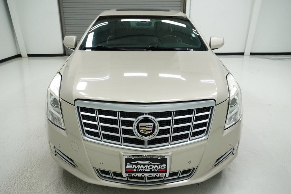 Used 2015 CADILLAC XTS Luxury Sedan