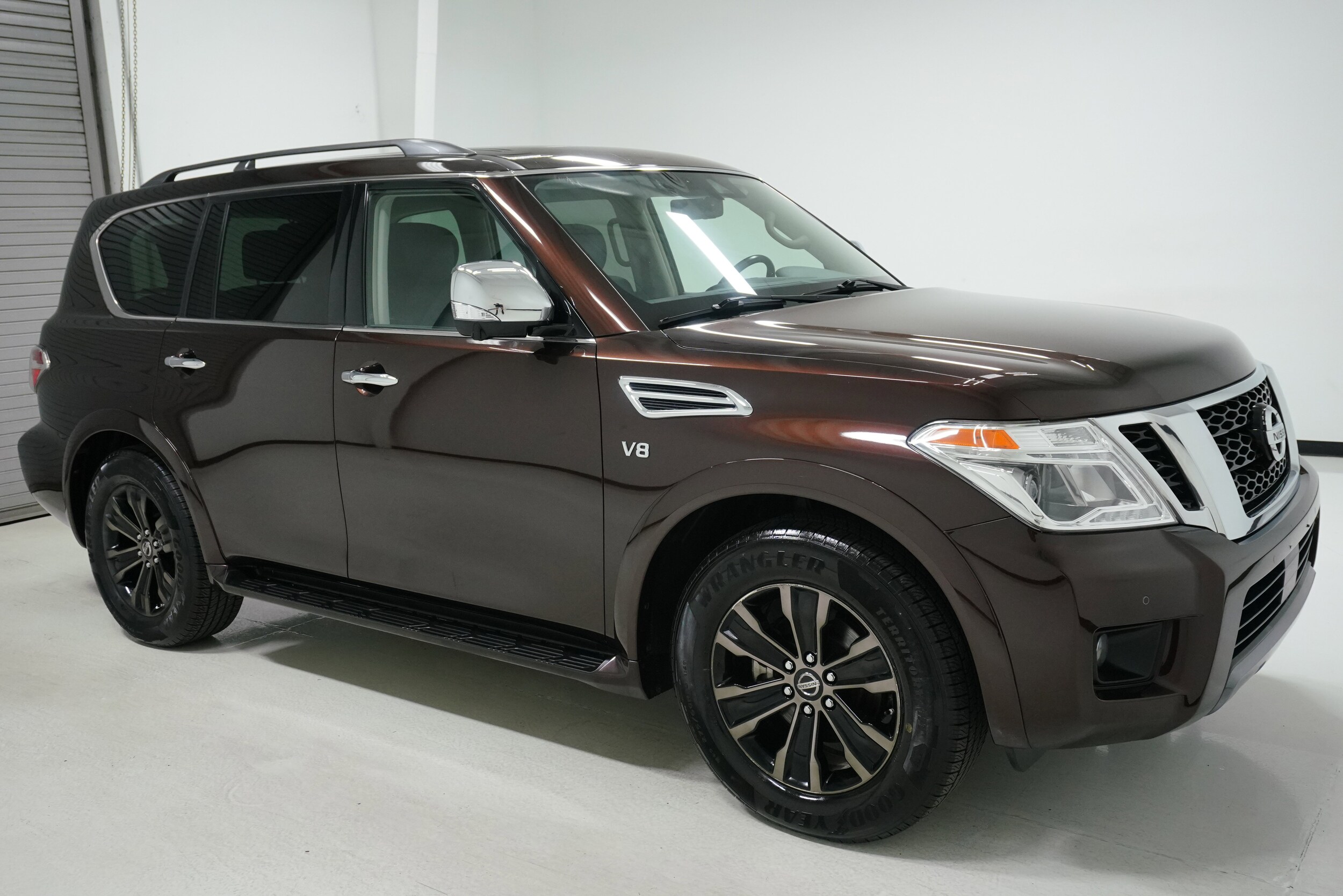 2020 Nissan Armada Platinum photo 3