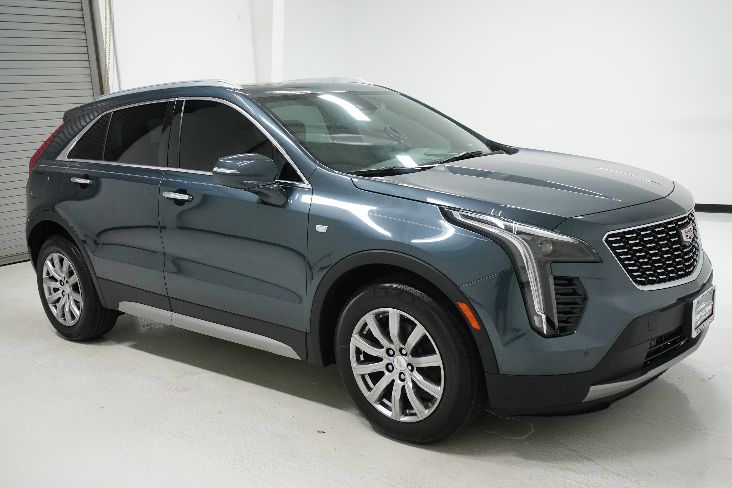 2019 Cadillac XT4 Premium Luxury photo 3