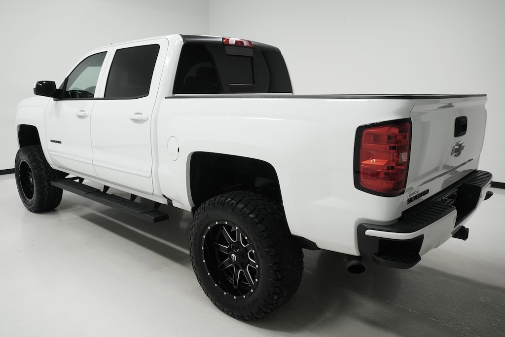Used 2017 Chevrolet Silverado 1500 LT Truck Crew Cab