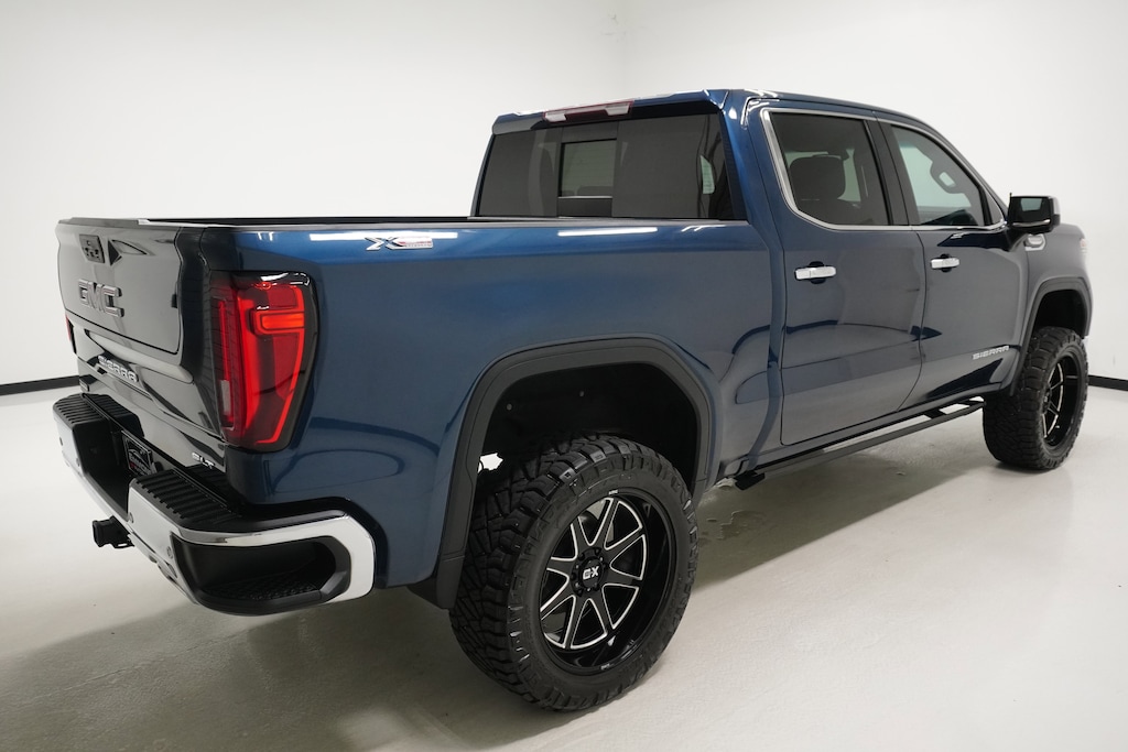Used 2021 GMC Sierra 1500 SLT Truck Crew Cab