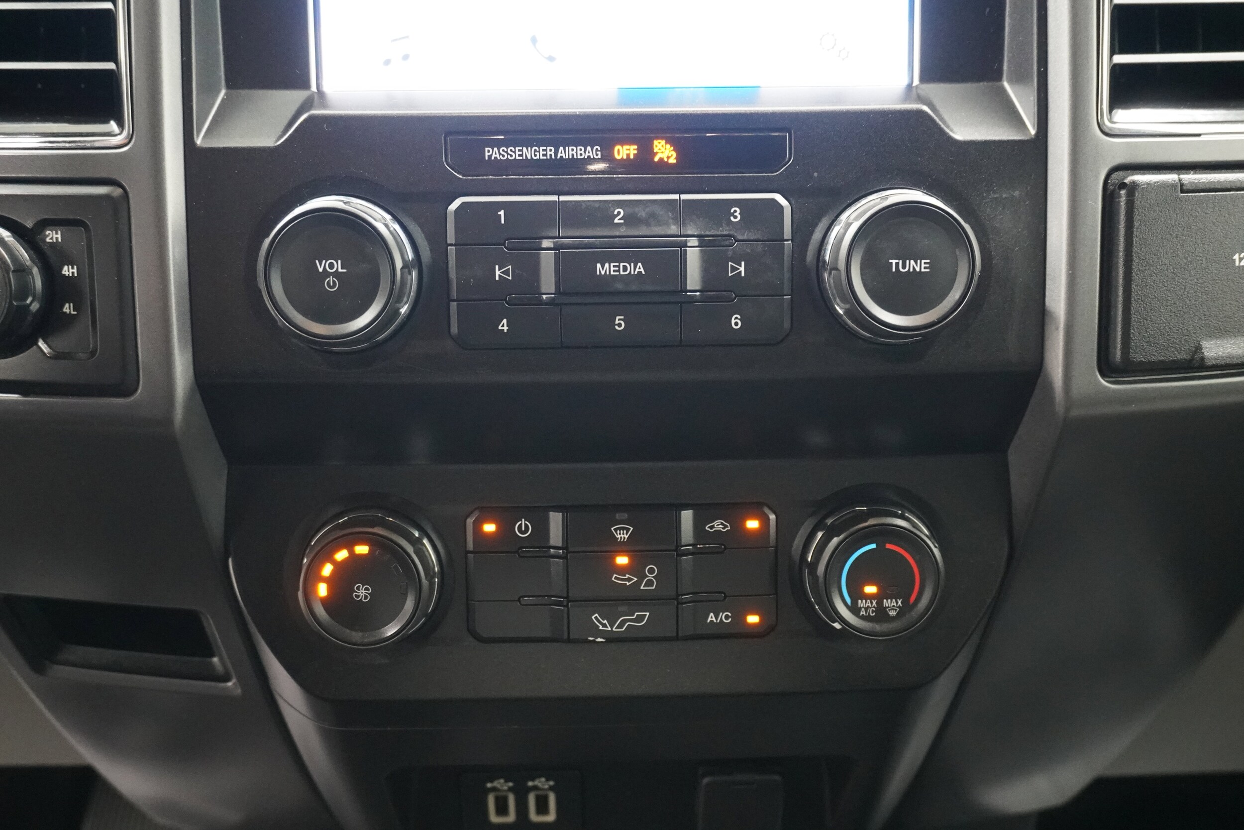 2019 Ford F-150 XL - Photo 19