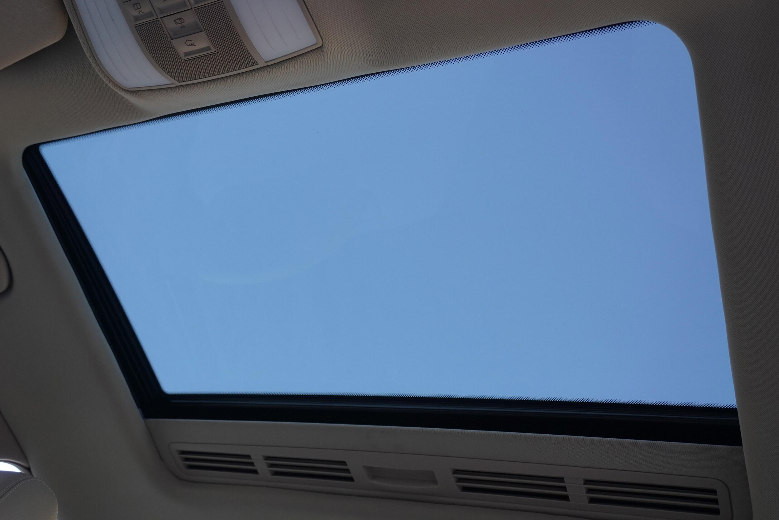 2011 Mercedes-Benz E-Class E350 Luxury - Photo 17